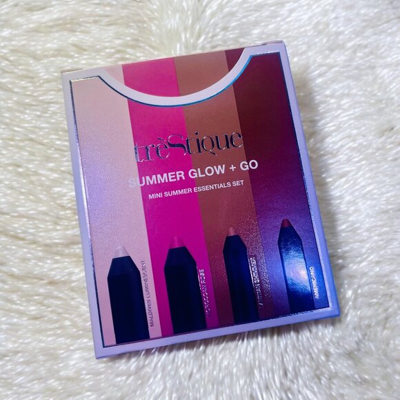 NIB Trestique Summer Glo + Go Mini Summer Essentials Set 4 Makeup Crayons - Picture 1 of 6